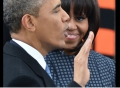 Barack Obama prte serment sous le regard de Michelle Obama