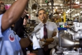 Barack Obama visitant l'usine Daimler de Dtroit dans le Michigan